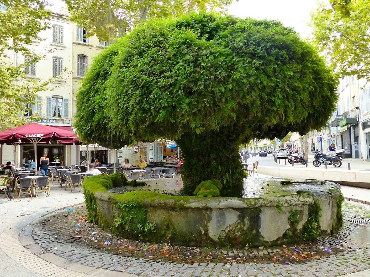 *Fontaine Moussue*Hyper Centre*T2 Standing* Apartment Salon-de-Provence